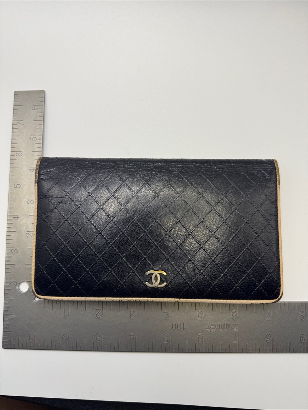 CHANEL Vintage Quilted Lambskin Wallet Black/Beige 12 Series w/card - Picture 16 of 16